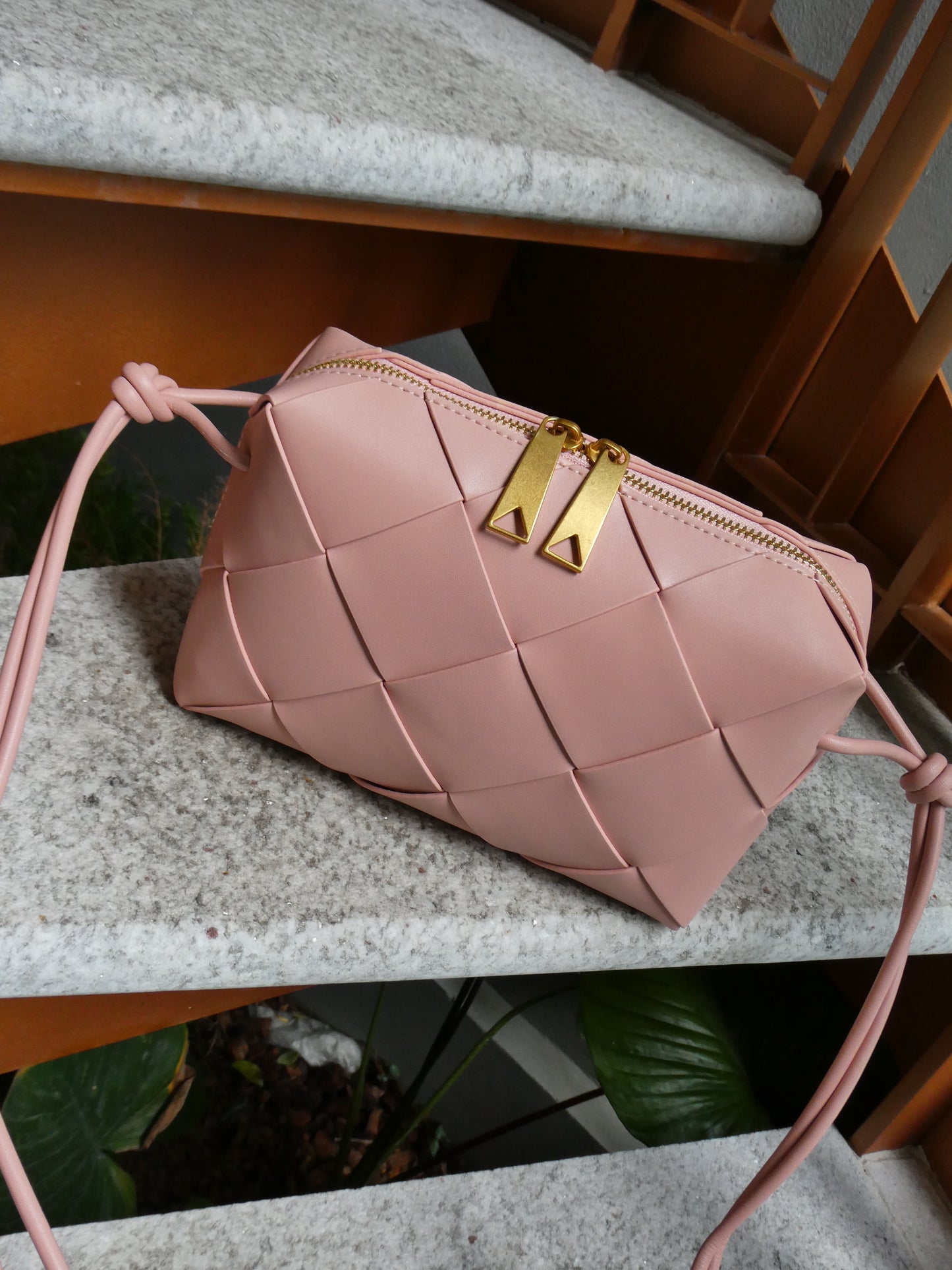 PV, Baby Pink